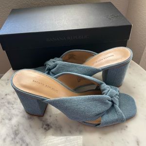J Crew Peep Toe Knot size 8.5 women’s